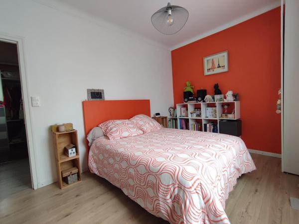 3 chambres, bureau et grand garage sur un terrrain de 635m2