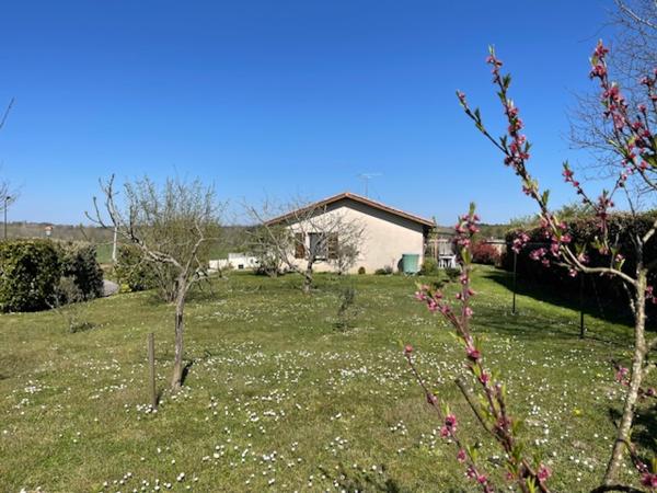 Maison T4 de 92 m² de plain-pied sur terrain 1052 m²