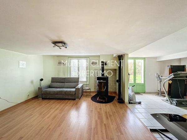 Rethel (08300) Moulin du XVIII ème siècle sur grande propriété