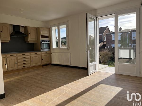 Maison 3 pièces de 55 m² à Saint-Nicolas (62223)