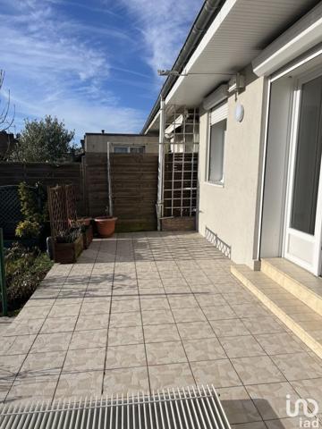 Maison 3 pièces de 55 m² à Saint-Nicolas (62223)