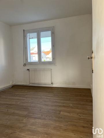Maison 3 pièces de 55 m² à Saint-Nicolas (62223)