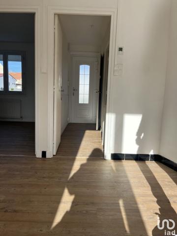 Maison 3 pièces de 55 m² à Saint-Nicolas (62223)