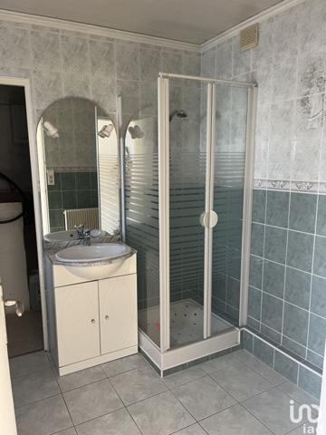 Maison 3 pièces de 55 m² à Saint-Nicolas (62223)