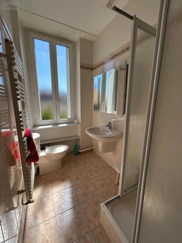 Location - Appartement Bourg-en-Bresse 01000 4 pièces 91 m 2