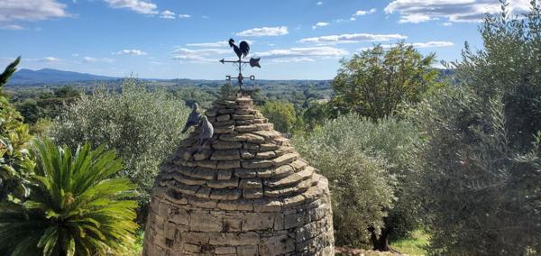 MAISON D'EXCEPTION AVEC VUE PANORAMIQUE, PISCINE, TERRAIN ARBORÉ ET PRESTATIONS DE GAMME QUALITÉ6 pièce(s) 124.24 m2