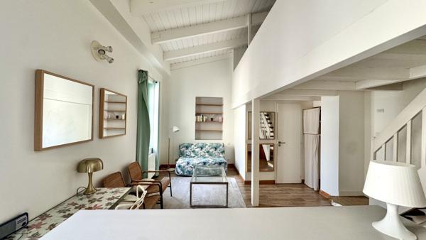 CHARMANT TYPE 2 EN DUPLEX !