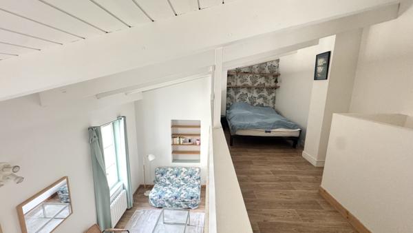 CHARMANT TYPE 2 EN DUPLEX !