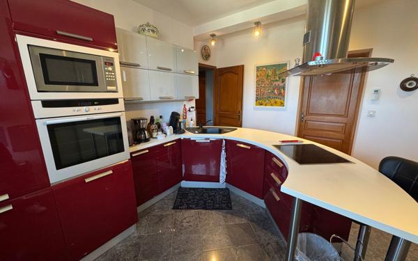 Appartement à vendre    4 pièces •  Maubeuge