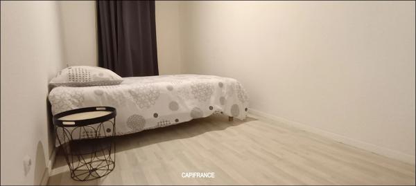 THOARD (04) Fonds de commerce BAR RESTAURANT