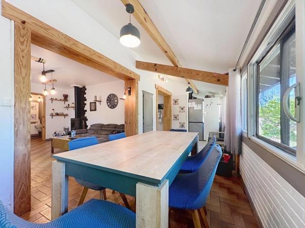 Maison traditionnelle sur 5000m2 de terrain