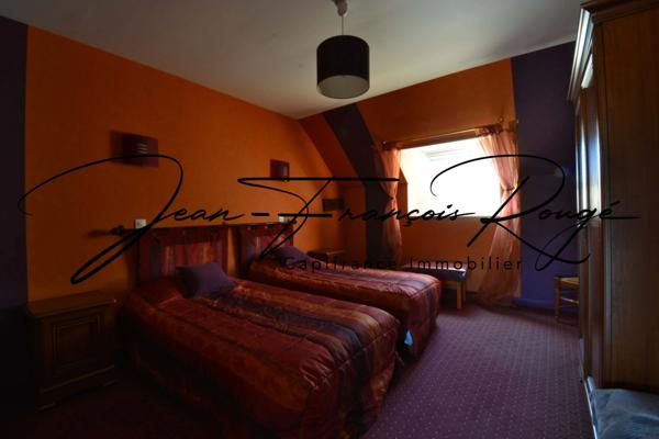 Magnifique propriété équestre du XVIIIe avec gîtes et piscine !!!