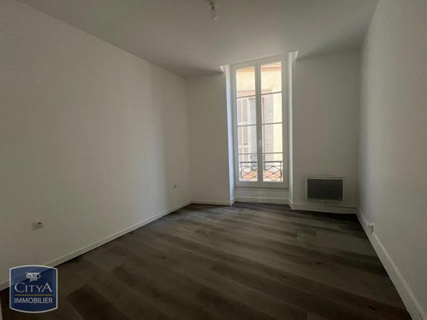Appartement à louer 3 pièces 92.85m²