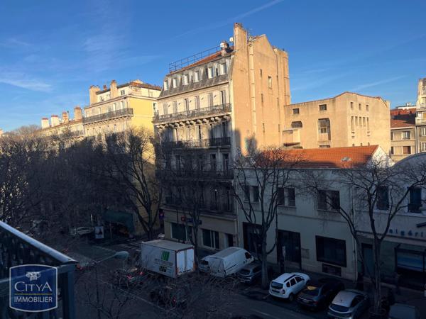 Appartement à louer 3 pièces 92.85m²