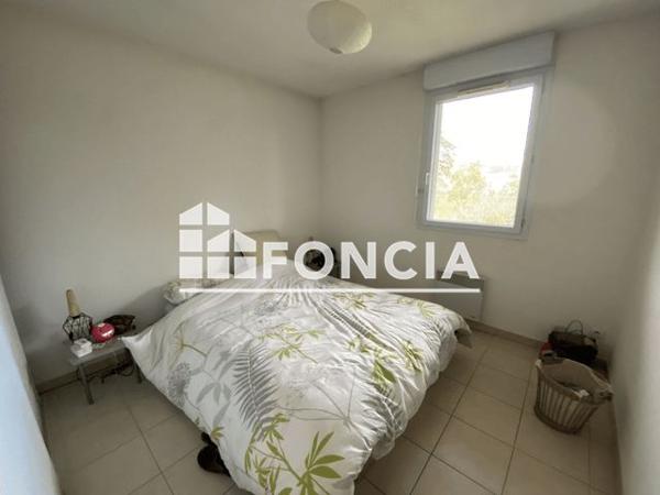 Location Appartement 3 pièces 64.27 m² - 56 RUE JEAN VILAR Morieres Les Avignon 84310