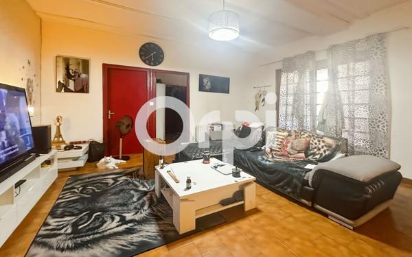 Appartement à vendre    3 pièces • 76 m2 Ruoms