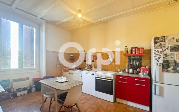 Appartement à vendre    3 pièces • 76 m2 Ruoms