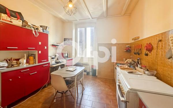 Appartement à vendre    3 pièces • 76 m2 Ruoms
