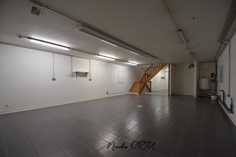 LOCAL COMMERCIAL MARQUE AVENU