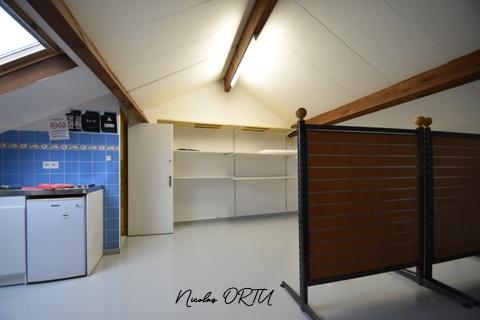 LOCAL COMMERCIAL MARQUE AVENU