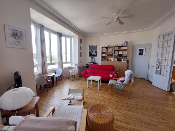 Angoulême Victor Hugo appartement de 128 m² environ avec 4 chambres