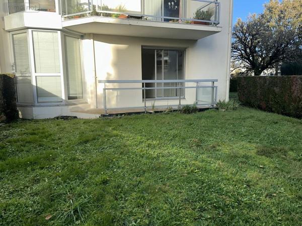 Appartement à vendre à Vannes dans le Morbihan (56000), ref : 56003-1037   
Madeleine