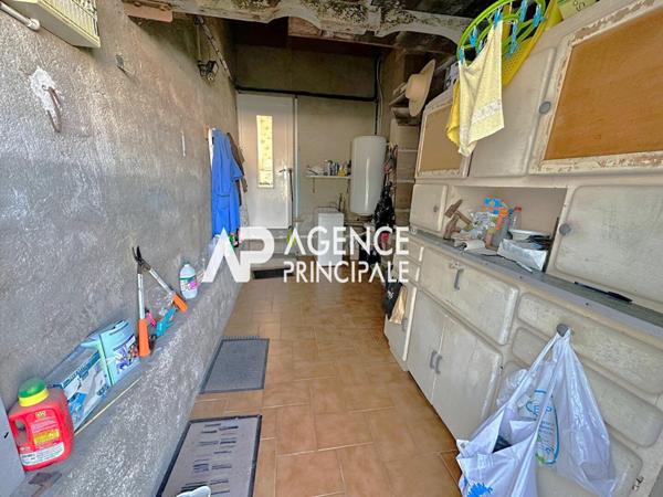 Maison - 5 pièces - projet de rénovation €304 000 ** - Référence HDO467D2