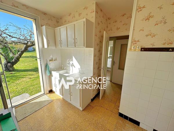 Maison - 5 pièces - projet de rénovation €304 000 ** - Référence HDO467D2