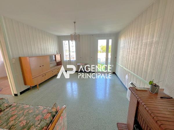 Maison - 5 pièces - projet de rénovation €304 000 ** - Référence HDO467D2