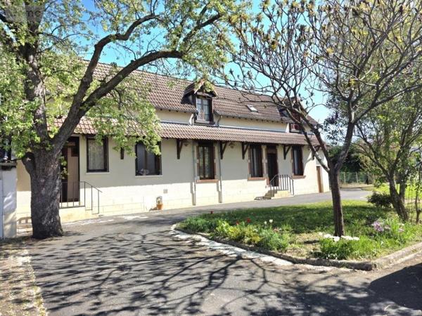 Maison à vendre à Vierzon dans le Cher (18100), ref : 18058-4