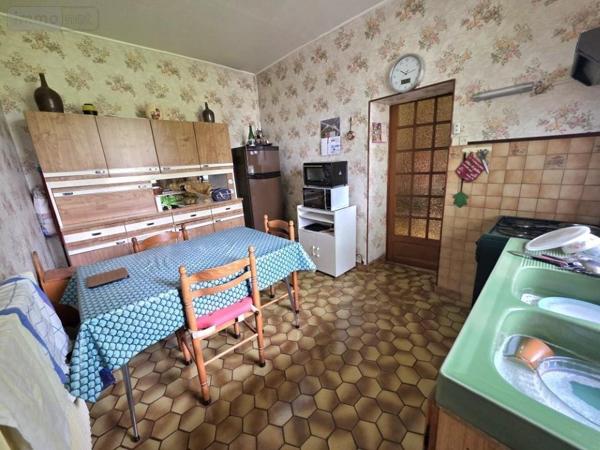 Maison à vendre à Vierzon dans le Cher (18100), ref : 18058-4