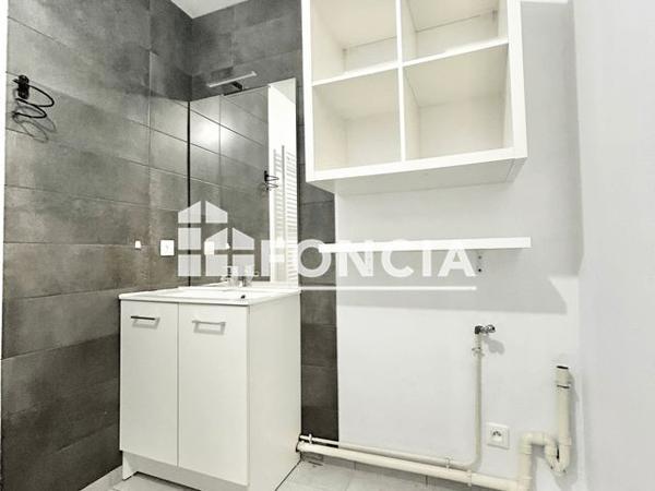 Location Appartement 2 pièces 43 m² - Metz 57050