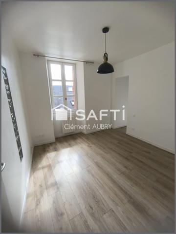Découvrez cet agréable appartement situé au 2? étage sans ascenceur !