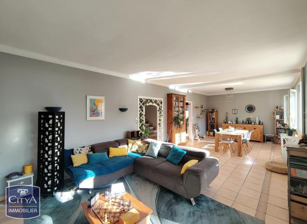 Maison à vendre 5 pièces 143.8m² Nîmes (30000)