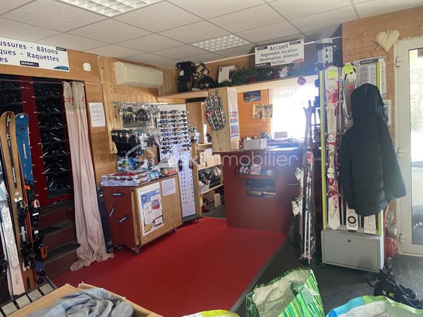 Local commercial de 108 m²