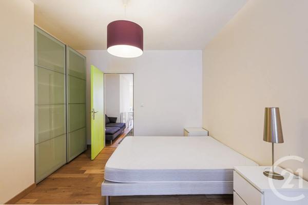 Appartement T2 à vendre  2 pièces - 42 m 2   GRENOBLE  - 38