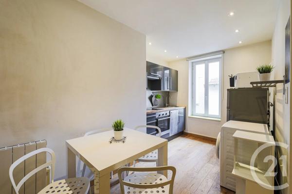 Appartement T2 à vendre  2 pièces - 42 m 2   GRENOBLE  - 38