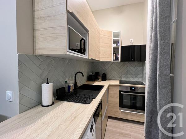 Appartement à vendre  2 pièces - 30,11 m2 AUBERVILLIERS - 93