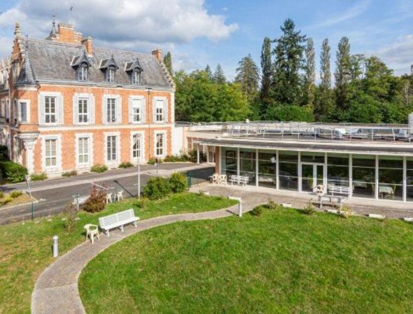 INVESTISSEMENT LOCATIF – La Ferté-Saint-Aubin – Résidence EHPAD Korian Château des Landes - 6% de rentabilité