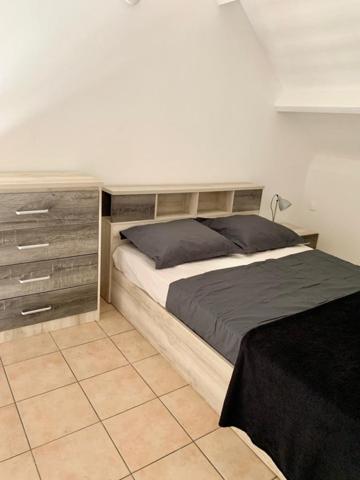Location Appartement27 m² - 1 Pièce - STE CLOTILDE (97490)