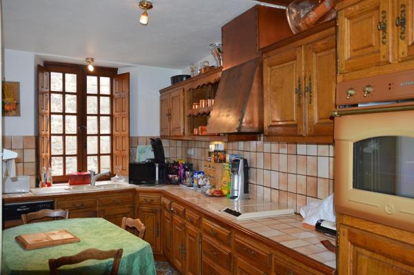 Immeuble * 180 M² * 19200 Ussel * 364 000  €