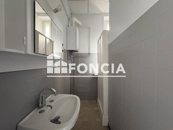Location Appartement 2 pièces 48.37 m² - 18 RUE EMILE CROS Vizille 38220