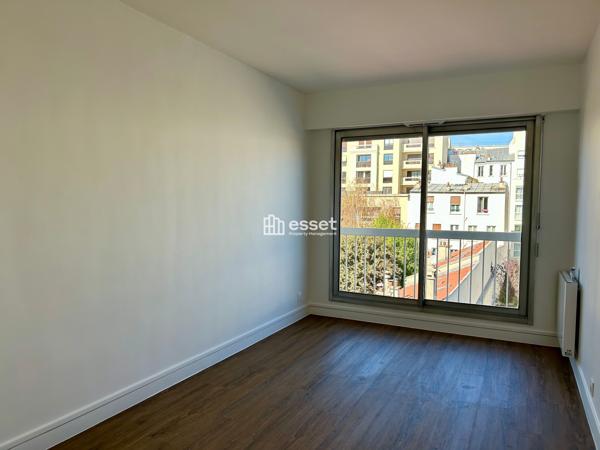 Location Appartement 4 pièces 92 m² - Paris 75020