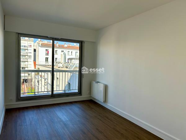 Location Appartement 4 pièces 92 m² - Paris 75020