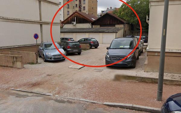 Stationnement à louer    Dijon