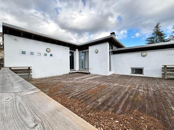 Grande maison d'architecte 212 m² Terrain 1 408 m² Produit rare