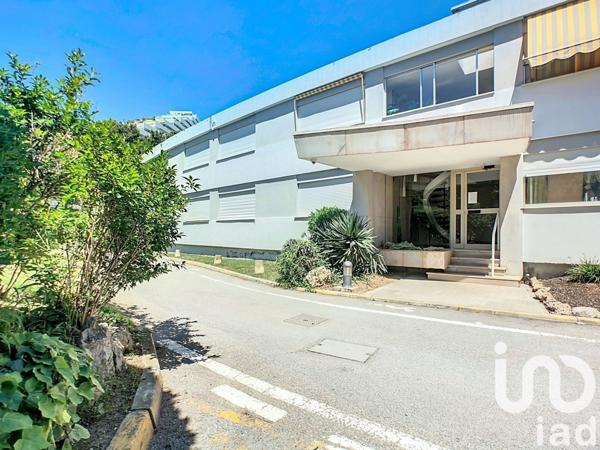 Appartement 1 pièce de 14 m² à Villeneuve-Loubet (06270)
