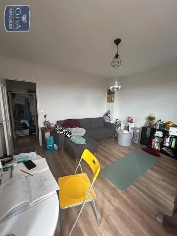 Appartement à louer 3 pièces 64.52m² Libourne (33500)