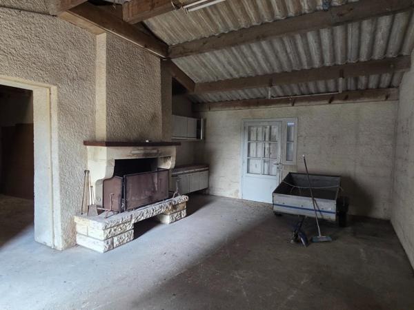 Maison à SAINT-JEAN-D'ANGELY, 17400 - 3 pièces 73m²