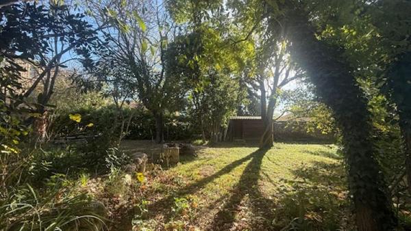 Maison  6 pièce(s) 520 m2, Parcelle de 1400m² Idéal investisseur!